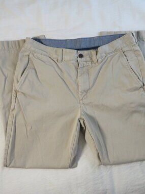 Men's LL Bean Khaki 33x29 Outdoor Pants Trousers
